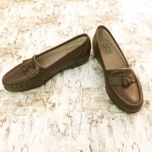 SAS Tassel Comfort Career Loafers in Brown Size 8